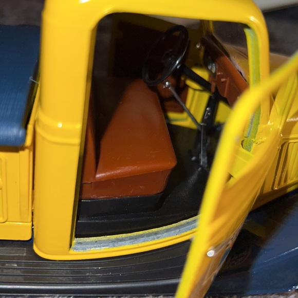 SOLIDO FORD V8 PICKUP SUNLIGHT SOAP REF 8020, YELLOW SILVER VINTAGE IN BOX - Picture 15 of 17